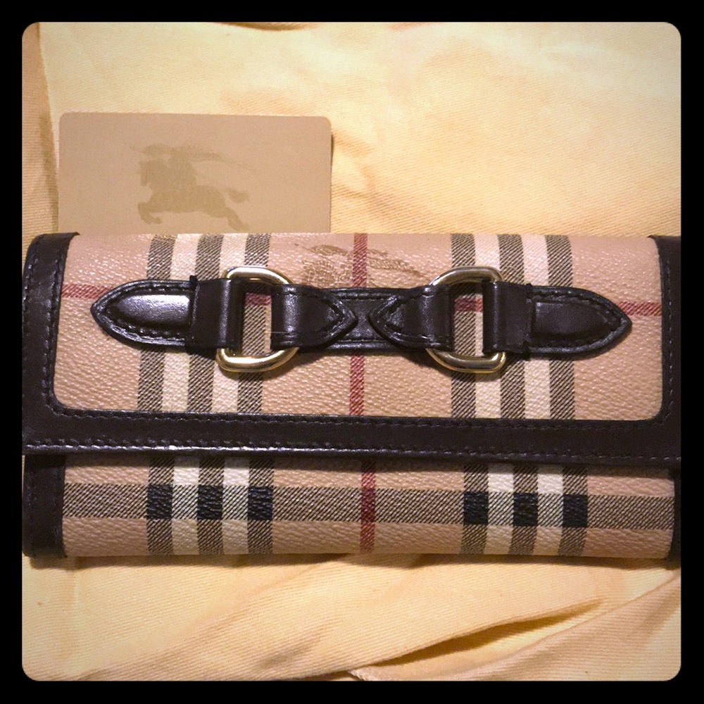 Burberry wallet